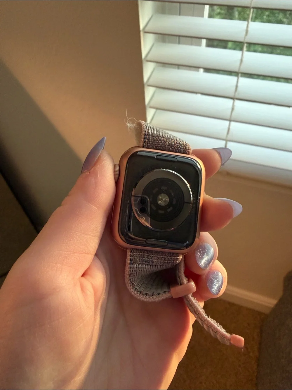 Apple Watch Rose Gold 40mm S5 w cellular. Comes w charger, box, &extra bands.